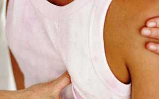 Когда делаю вздох болит спина