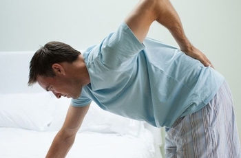 Болят мышцы спины после поднятия тяжести