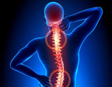 Когда делаю вздох болит спина